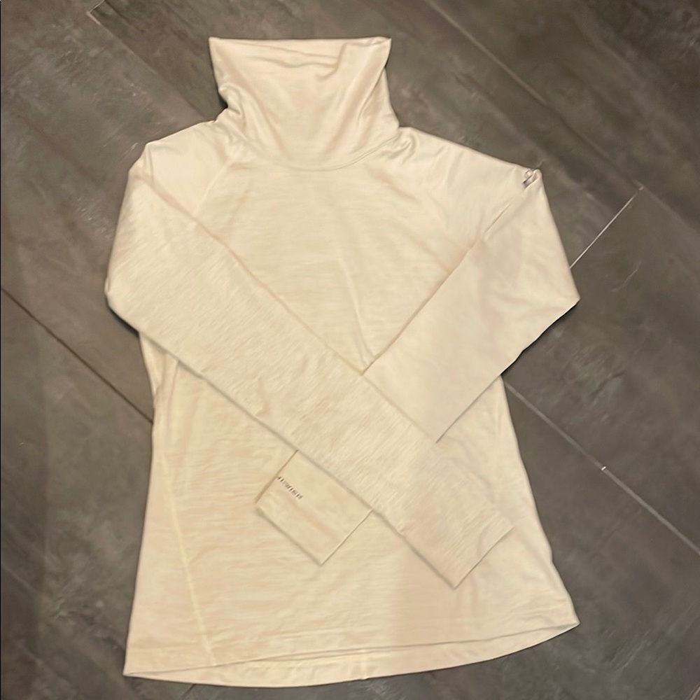 Columbia women’s turtleneck base layer- size XS